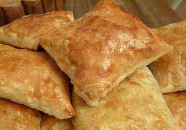 Bezelyeli börek