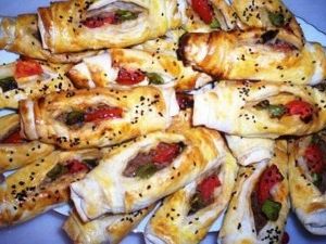 Domatesli börek