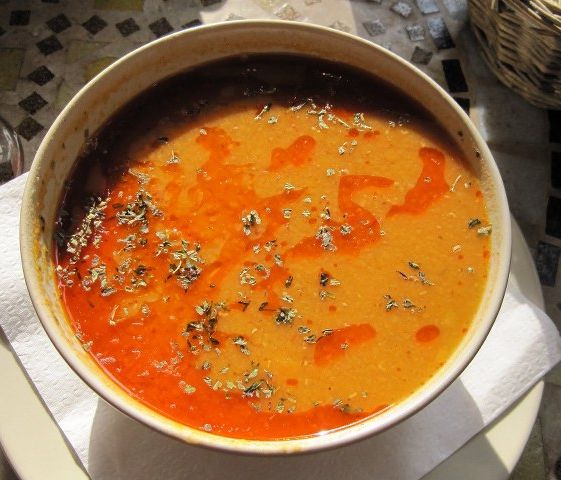 Ezogelin çorbası resimli
