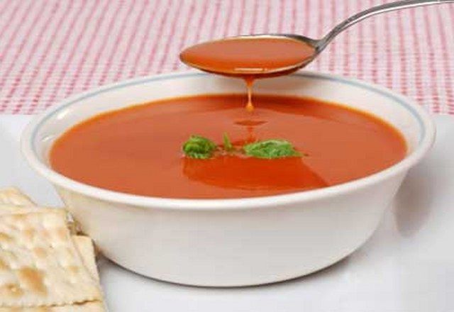 Sütlü domates çorbası