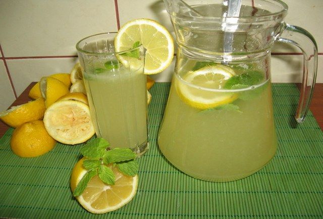 Konsantre limonata yapımı