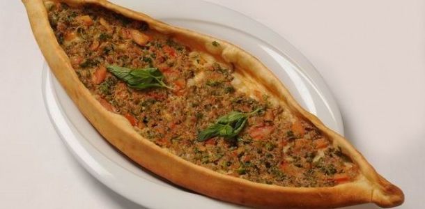 Kıymalı pide