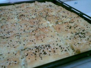 Sodalı börek yapımı