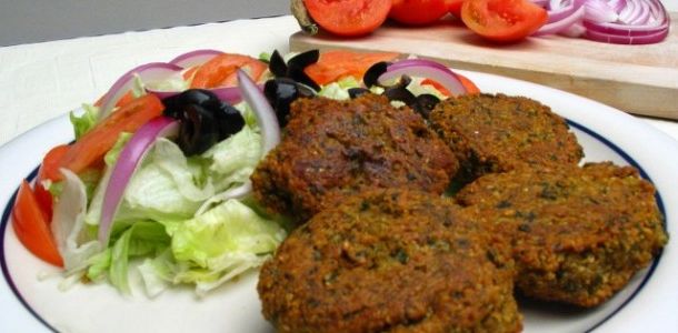 FİLİSTİN YEMEĞİ FALAFEL NOHUT KÖFTESİ RESİMLİ TARİFİ FİLİSTİN YEMEĞİ FALAFEL NOHUT KÖFTESİ RESİMLİ TARİFİ