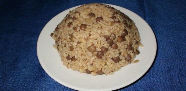 Yeşil mercimekli bulgur pilavı