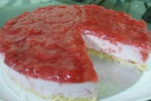 Çilekli cheesecake